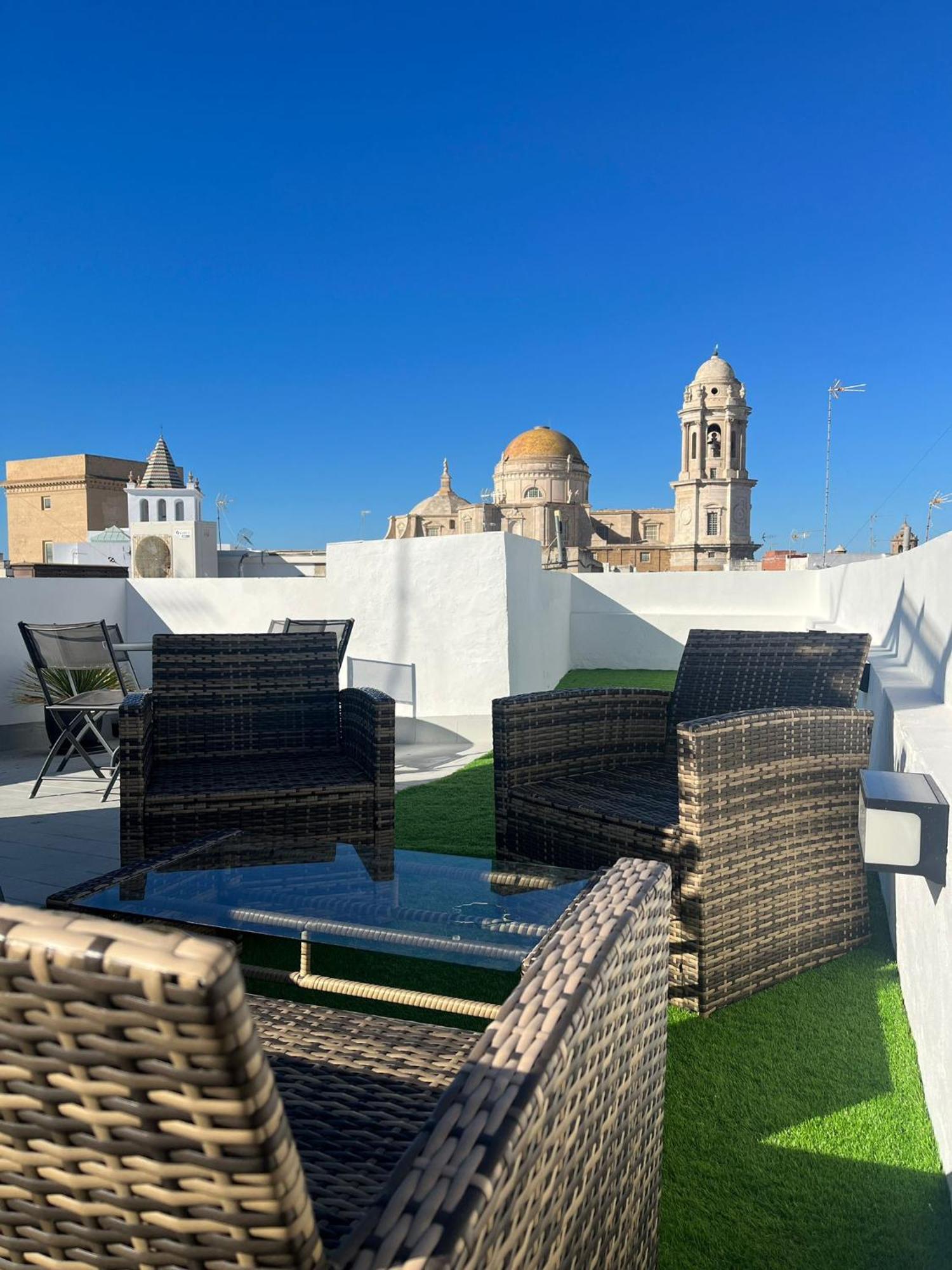 Hidden Gem Penthouse El Meson Apartment Cadiz Bagian luar foto